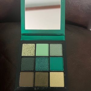 New Huda palette